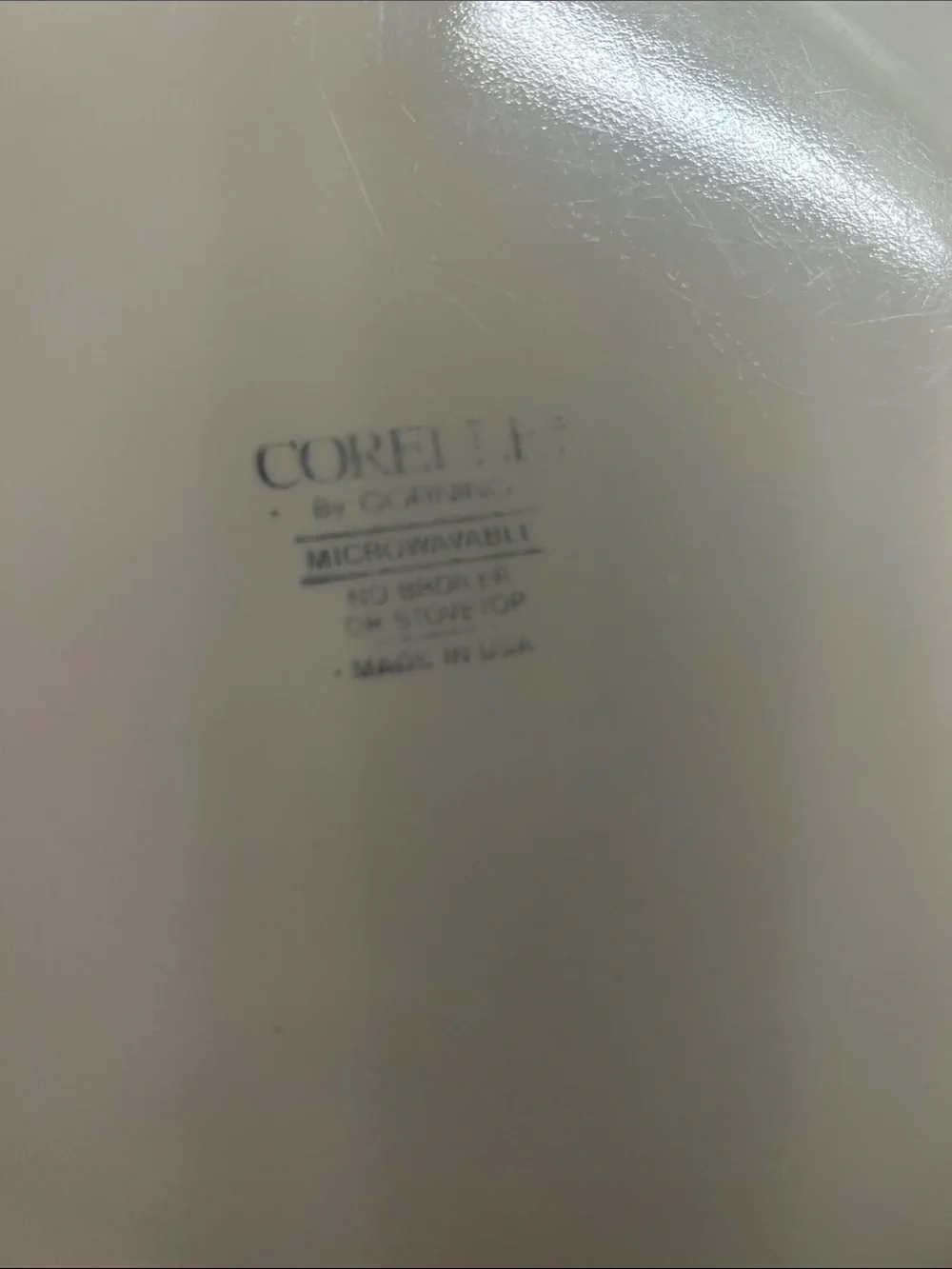 4 Corelle FOREVER YOURS  10” dinner Plates with Pink Heart Border. Like new